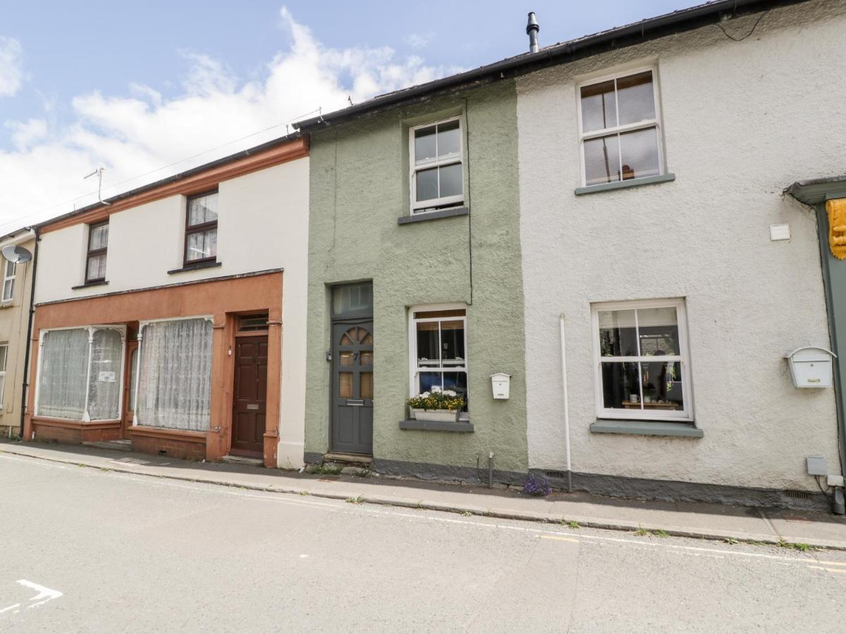 7 Bell Street Talgarth